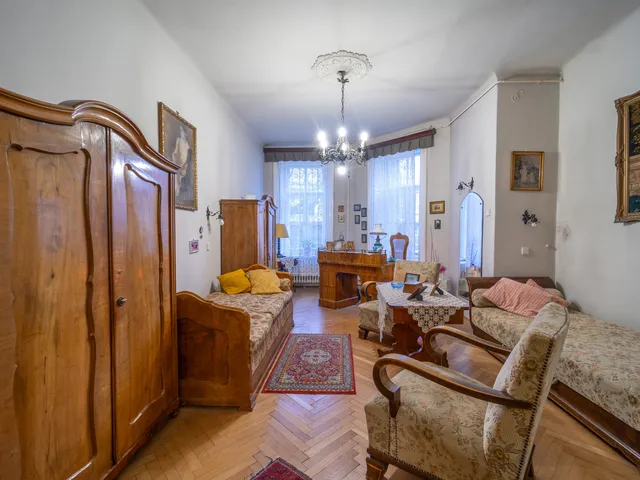 Eladó lakás Budapest VIII. kerület 124 nm