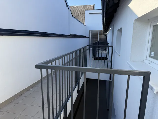 Eladó kereskedelmi és ipari ingatlan Budapest XVI. kerület, Rákosszentmihály 600 nm