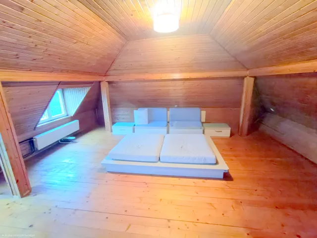 Eladó ház Budapest XVI. kerület 250 nm