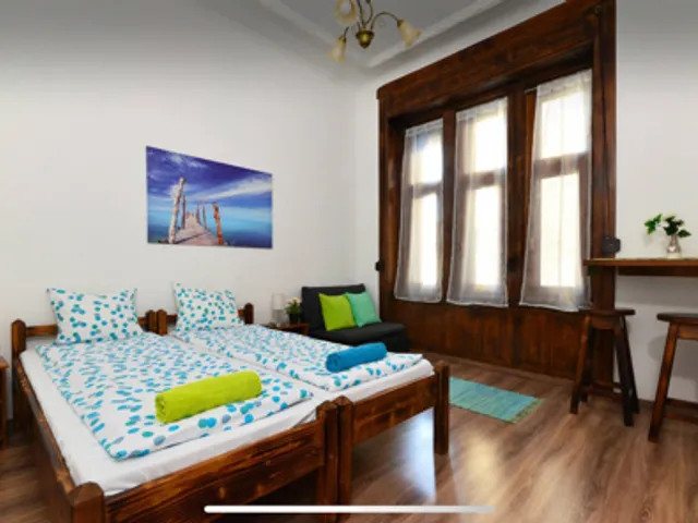 Eladó lakás Budapest VIII. kerület 156 nm