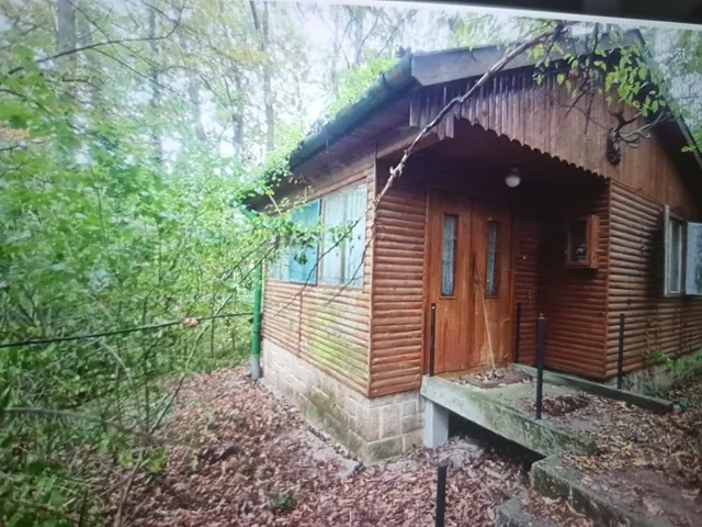 Eladó telek Kismaros 713 nm