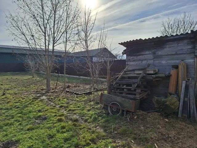 Eladó telek Majosháza 961 nm