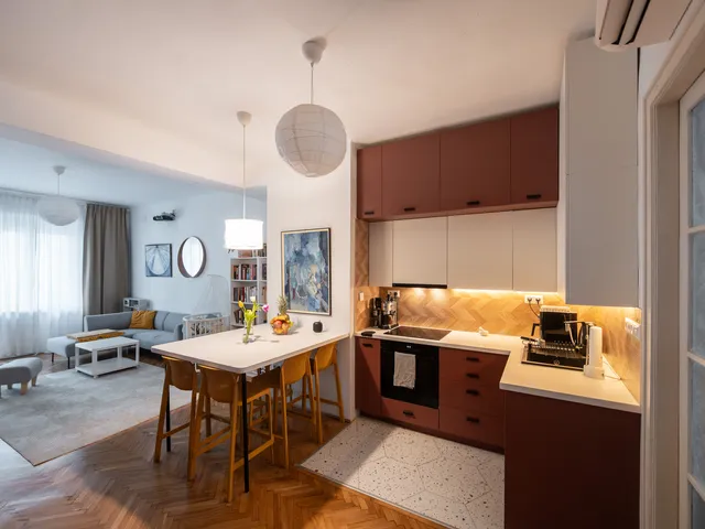 Eladó lakás Budapest VI. kerület, Nagykörúton kívüli terület 69 nm