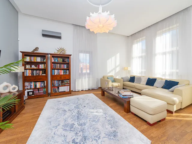 Eladó ház Budapest XVII. kerület, Pesti úti lakópark 206 nm