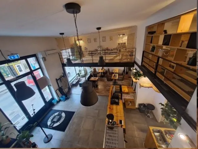 Eladó kereskedelmi és ipari ingatlan Budapest VI. kerület, Nagykörúton belüli terület 894 nm