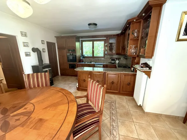 Eladó ház Solymár 295 nm