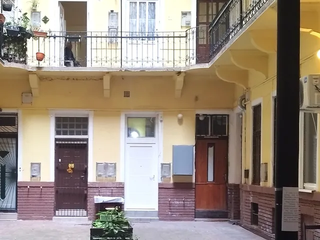 Eladó lakás Budapest VII. kerület, Belső-Erzsébetváros, Garay utca 100 nm