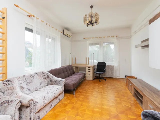 Eladó ház Budapest XVII. kerület, Rákoscsaba 268 nm