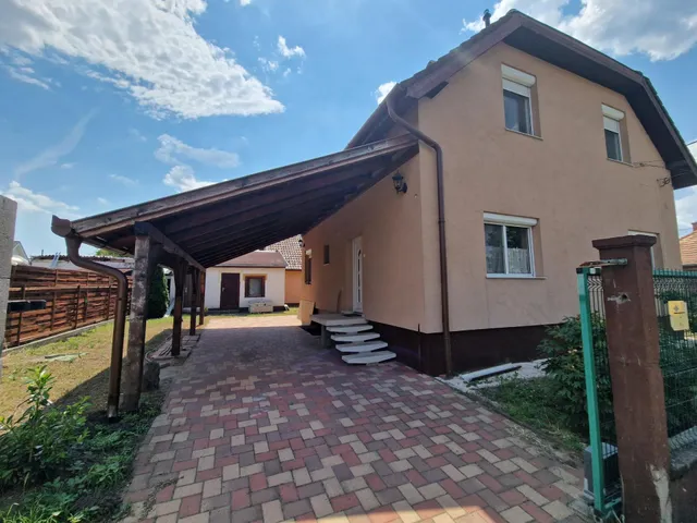 Eladó ház Budapest XVII. kerület, Rákoskeresztúr 120 nm