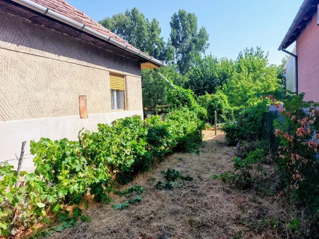 Eladó ház Sződ 70 nm