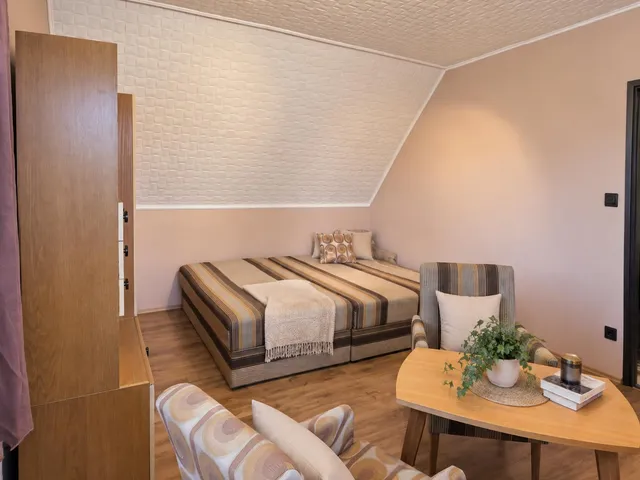 Eladó ház Budapest XVII. kerület, Rákosliget 175 nm