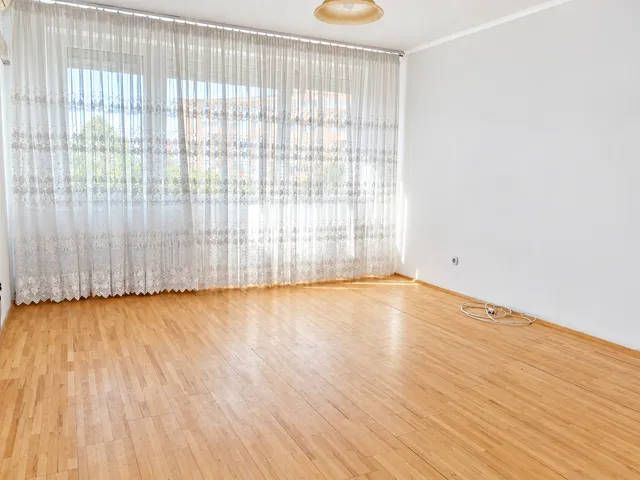 Eladó lakás Budapest X. kerület, Újhegy 50 nm