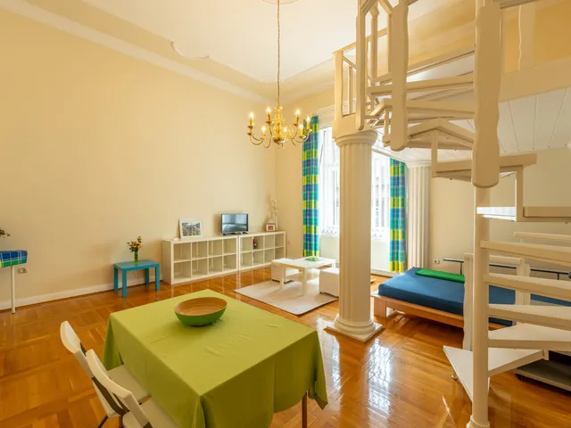 Eladó lakás Budapest VI. kerület, Nagykörúton belüli terület 67 nm