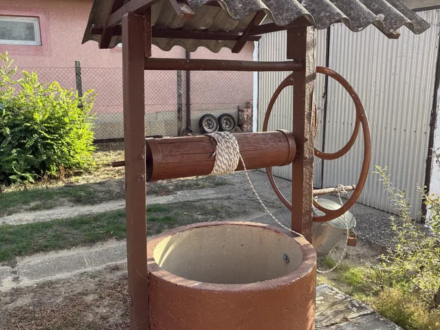 Eladó ház Dány 83 nm