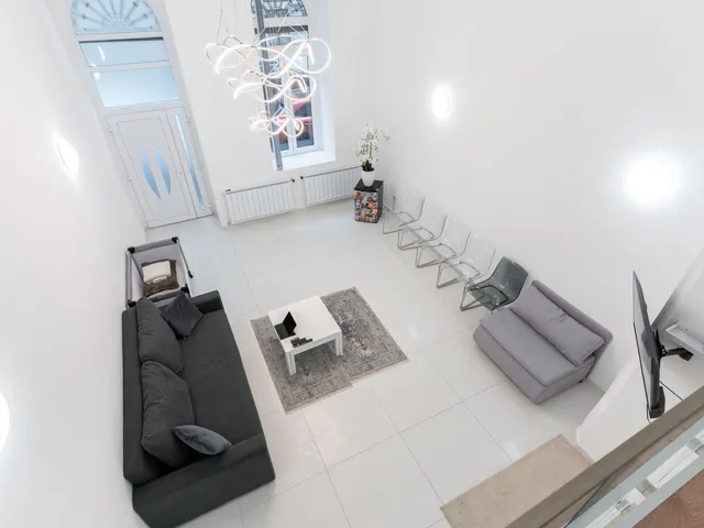 Eladó kereskedelmi és ipari ingatlan Budapest V. kerület, Bank negyed 52 nm