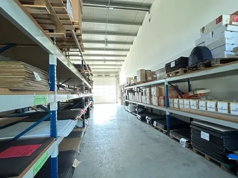 Eladó kereskedelmi és ipari ingatlan Nagytarcsa 826 nm