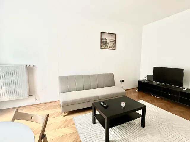 Kiadó lakás Budapest V. kerület, Bank negyed 49 nm