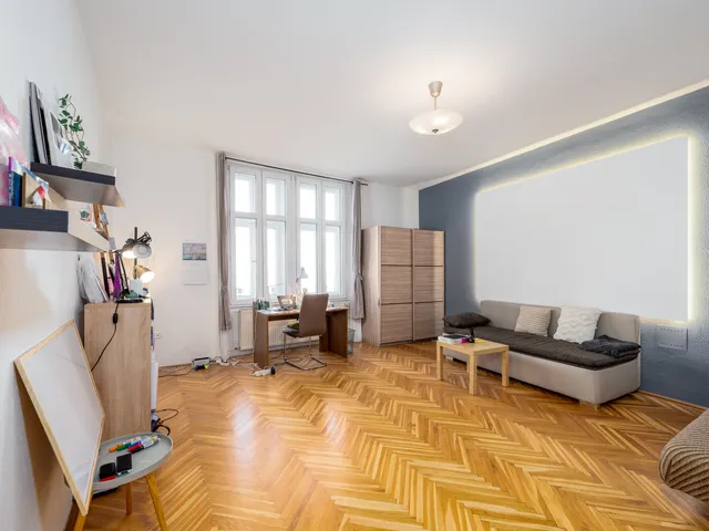 Eladó lakás Budapest VI. kerület, Nagykörúton belüli terület 75 nm