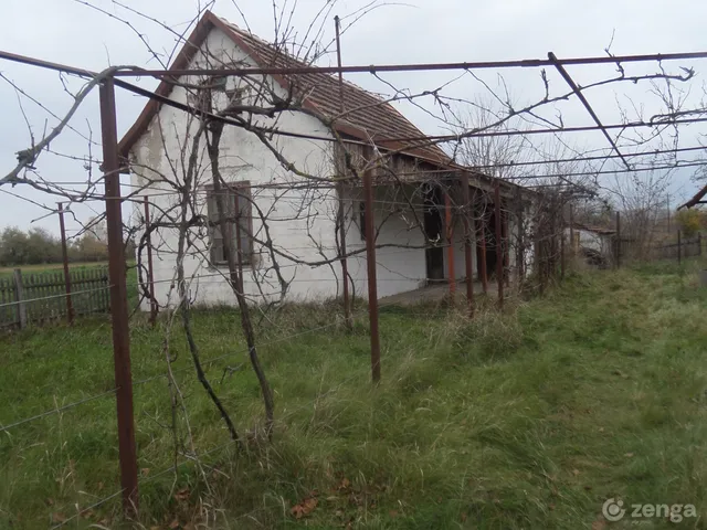 Eladó üdülő és hétvégi ház Gyomaendrőd, Gyoma 45 nm