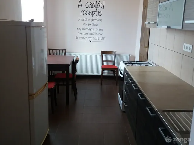 Kiadó lakás Komárom 70 nm