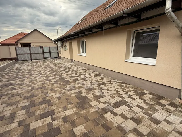 Eladó ház Hatvan 75 nm