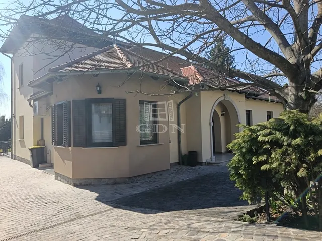 Eladó ház Gödöllő 393 nm