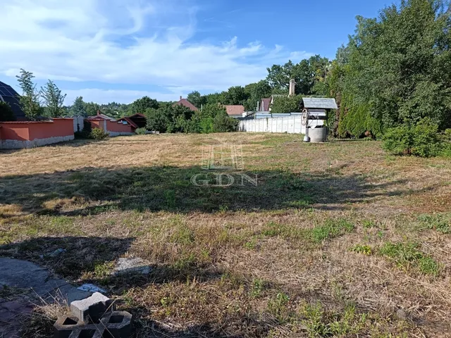 Eladó telek Szada 1437 nm