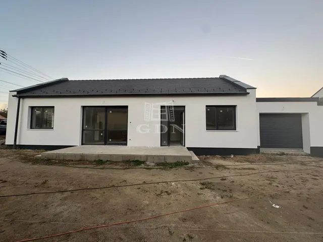 Eladó ház Gödöllő, Kertváros 125 nm