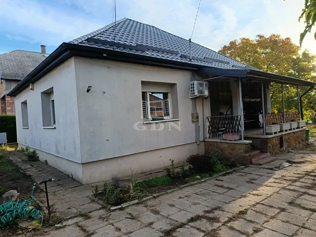 Eladó ház Kerepes 80 nm