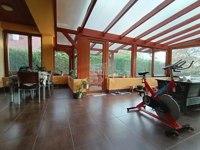 Eladó ház Gödöllő, Fenyves 245 nm