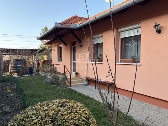 Eladó ház Őrbottyán 100 nm