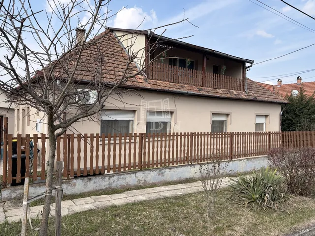 Eladó ház Gödöllő 95 nm