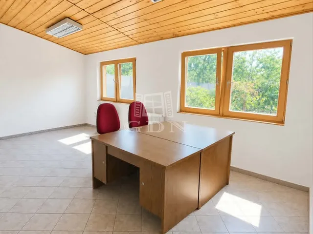 Eladó ház Gyál, Városközpont 180 nm