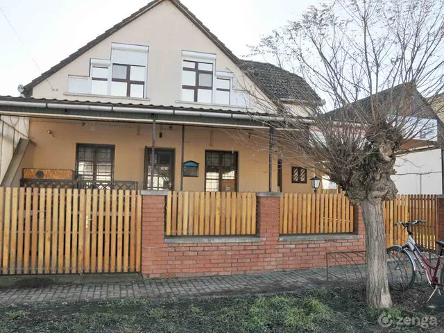 Eladó ház Kisköre 171 nm