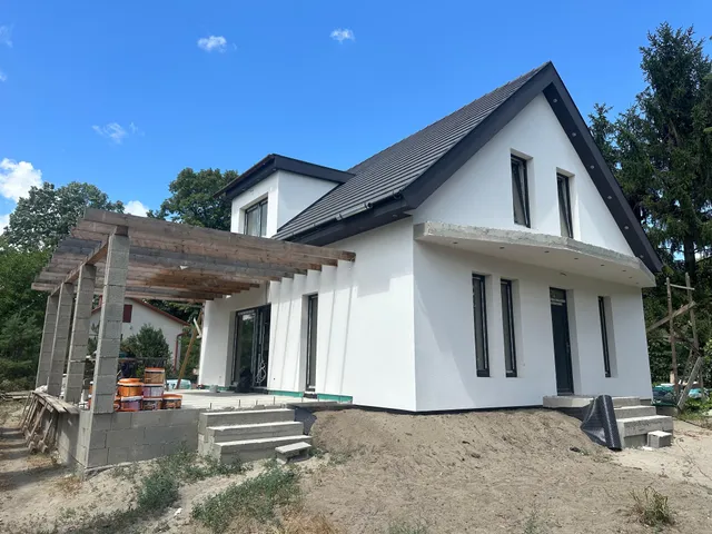 Eladó ház Pócsmegyer, Surány 119 nm