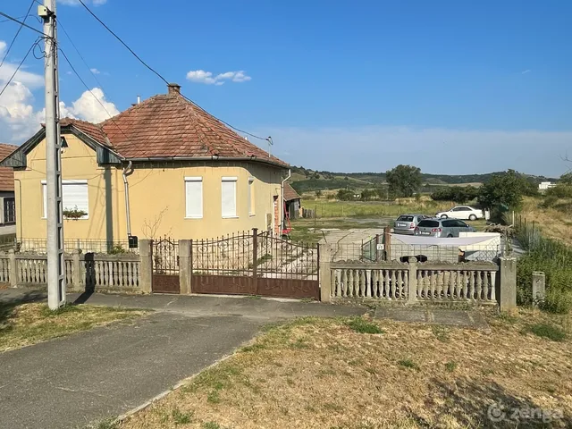 Eladó ház Felsőnyárád 100 nm
