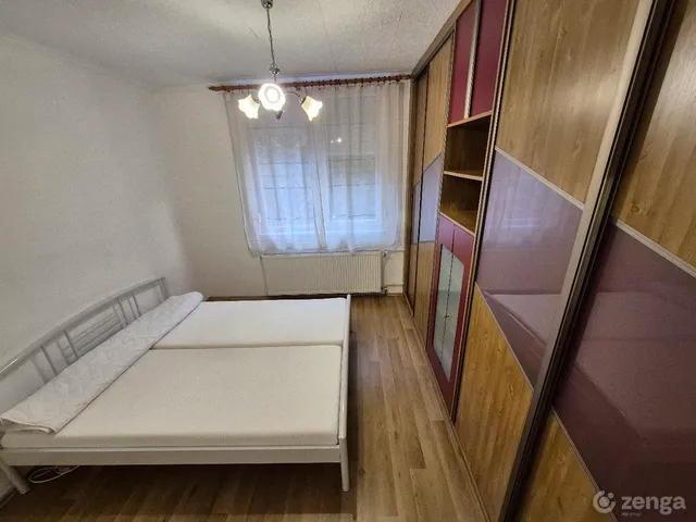 Kiadó lakás Tatabánya, Újváros, Kőrösi Csoma Sándor tér 11. 55 nm