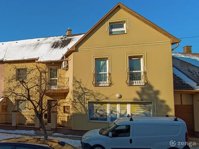 Eladó ház Nyíregyháza, Belváros 164 nm