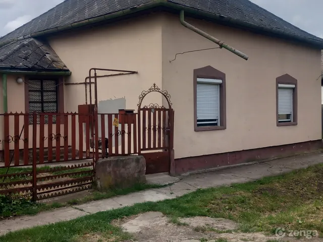 Eladó ház Püspökladány, Mikes kelemen 31 85 nm