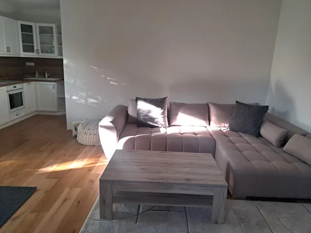 Kiadó lakás Budapest XI. kerület, Gellérthegy 48 nm