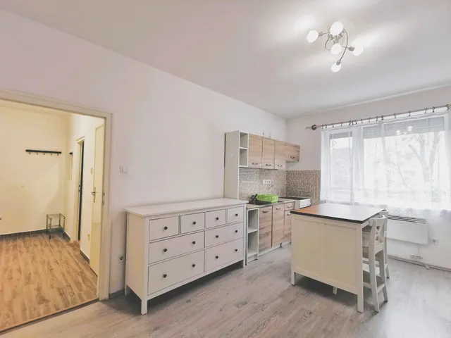 Kiadó lakás Budapest XIV. kerület, Zugló 33 nm