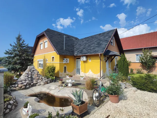 Eladó ház Gyál 200 nm