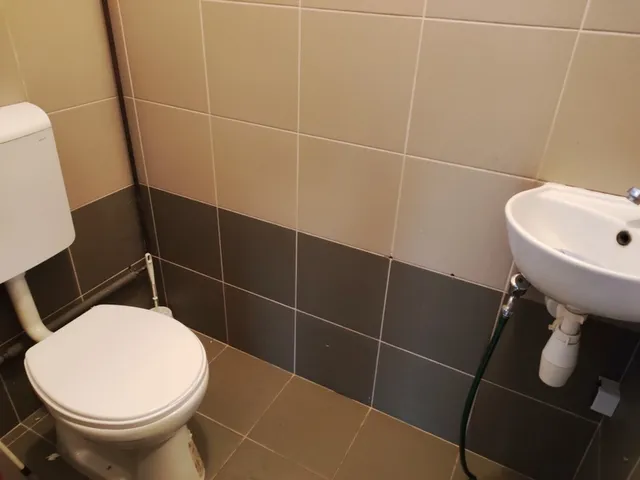 Eladó kereskedelmi és ipari ingatlan Gyál 135 nm