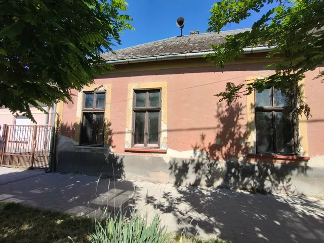 Eladó ház Ócsa 51 nm