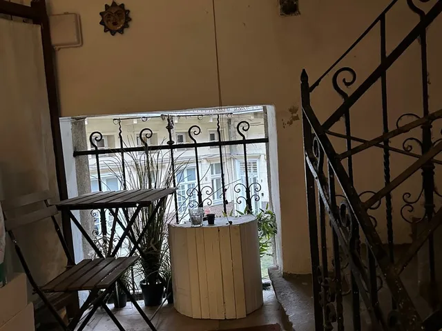 Eladó lakás Budapest VI. kerület, Nagykörúton belüli terület 32 nm