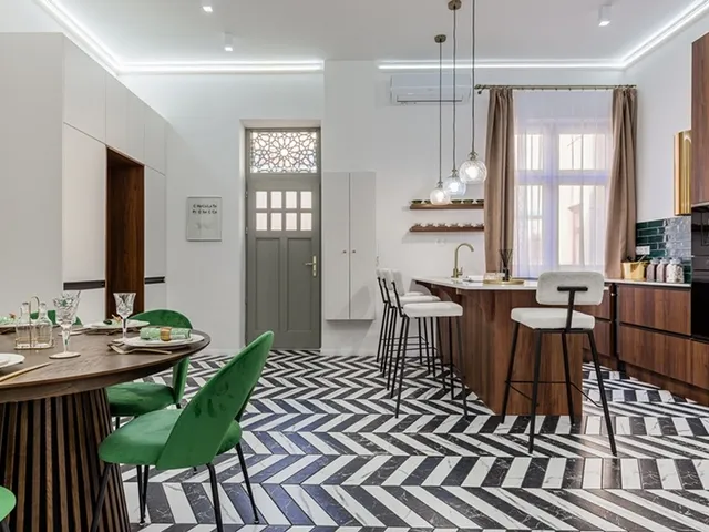 Eladó lakás Budapest VI. kerület, Nagykörúton belüli terület, Dessewffy utca 85 nm