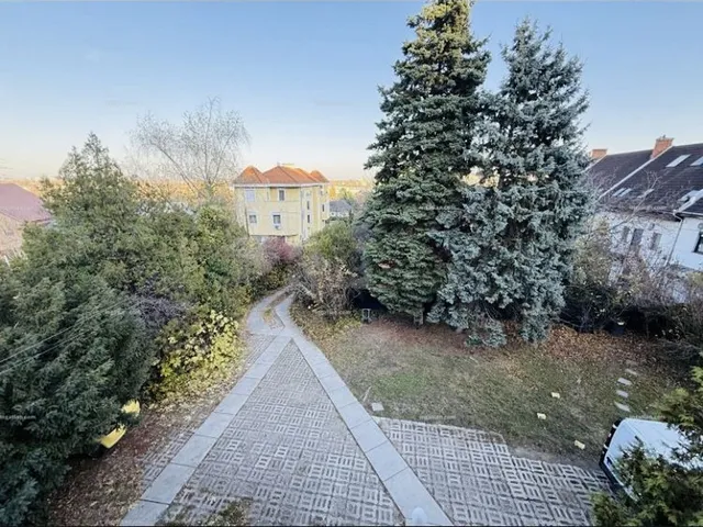 Eladó ház Budapest XXII. kerület, Budafok-Rózsavölgy 225 nm