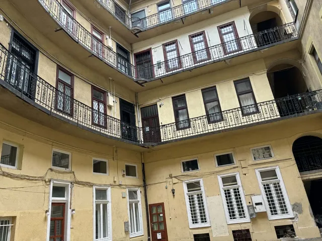 Eladó lakás Budapest VII. kerület, Külső-Erzsébetváros, Alsó erdősor utca 88 nm