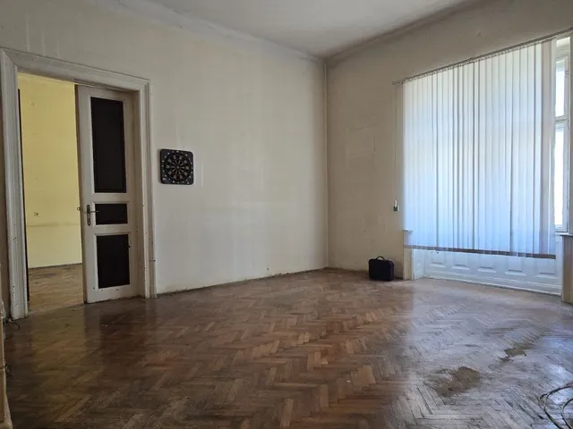 Eladó lakás Budapest VIII. kerület, Corvin negyed, Üllői út 82 nm