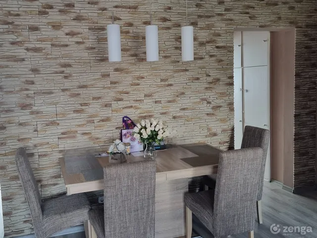 Eladó lakás Várpalota 69 nm